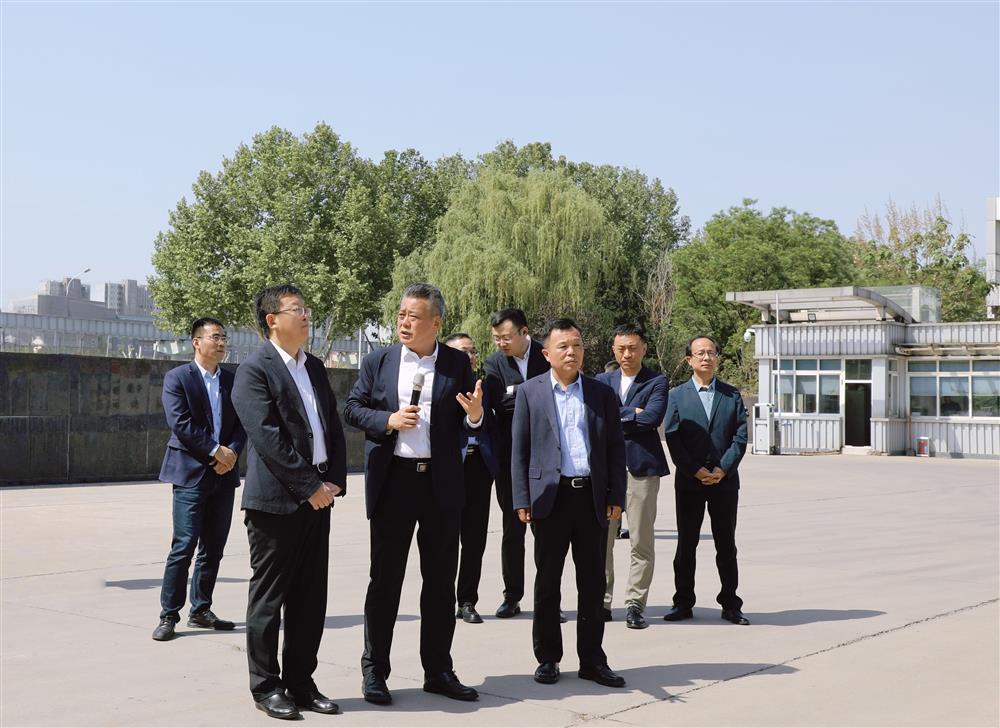 辉达注册党委副书记、总经理孟新带队调研小鸭智能制造产业园